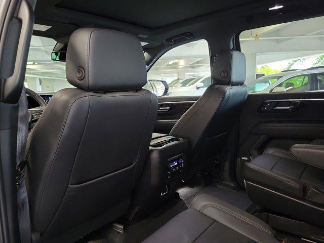 2025 Chevrolet Suburban LT