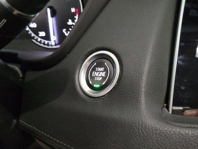 2023 Cadillac XT4 FWD Luxury