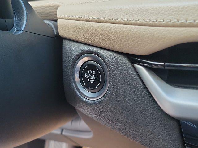 2024 Cadillac XT4 FWD Luxury