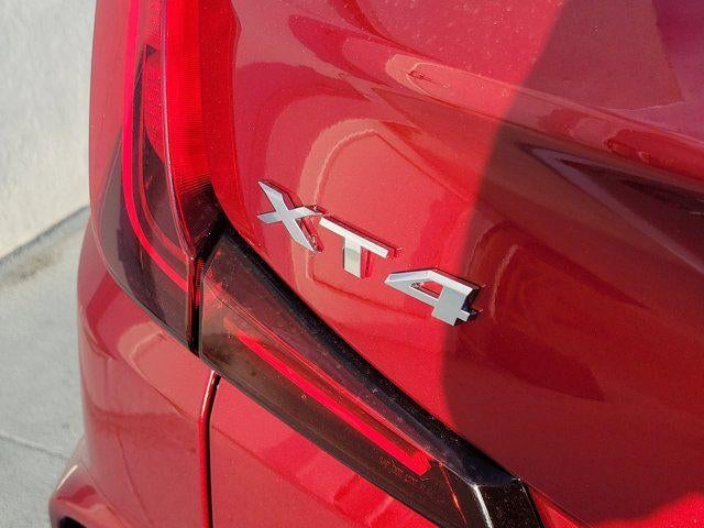 2024 Cadillac XT4 FWD Luxury