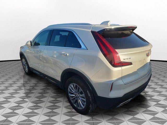 2024 Cadillac XT4 FWD Premium Luxury