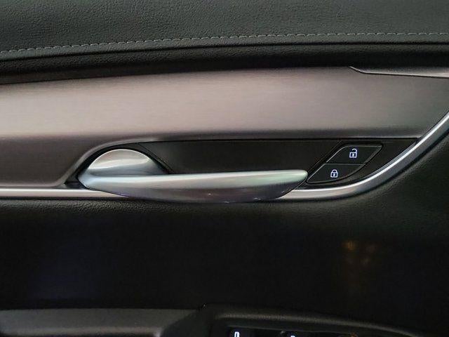 2023 Cadillac XT5 FWD Luxury