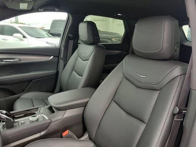 2023 Cadillac XT5 FWD Luxury