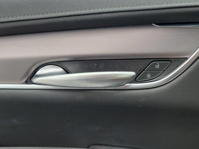 2023 Cadillac XT5 FWD Luxury