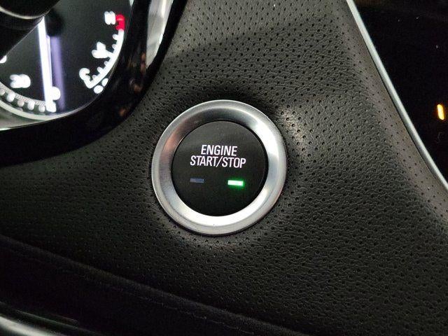 2022 Cadillac XT5 FWD Premium Luxury