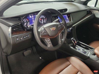 2023 Cadillac XT5 FWD Premium Luxury