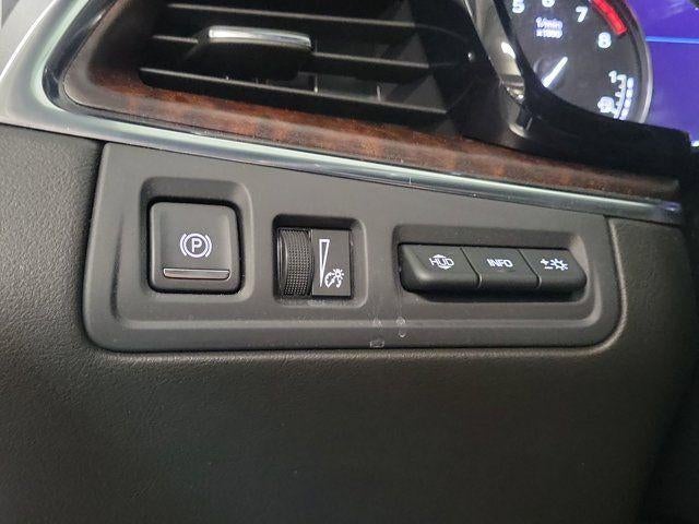 2023 Cadillac XT5 Base