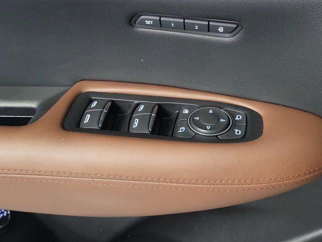 2023 Cadillac XT5 Base