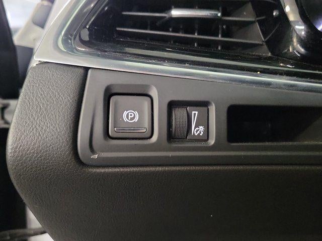 2024 Cadillac XT6 FWD Luxury