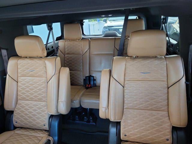 2022 Cadillac Escalade ESV Base