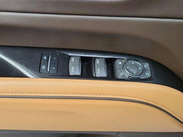 2022 Cadillac Escalade ESV Base