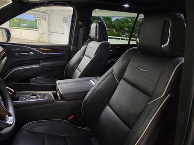 2022 Cadillac Escalade ESV Premium Luxury