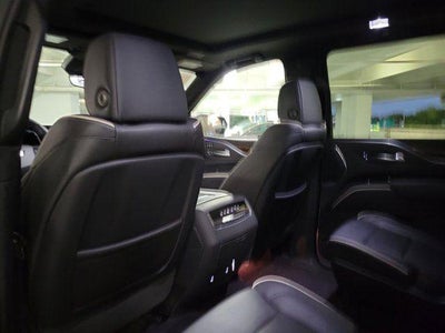 2022 Cadillac Escalade ESV Premium Luxury
