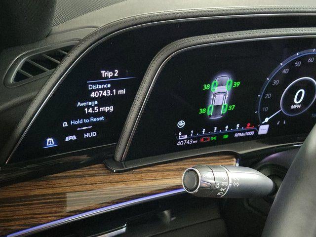 2022 Cadillac Escalade ESV Premium Luxury