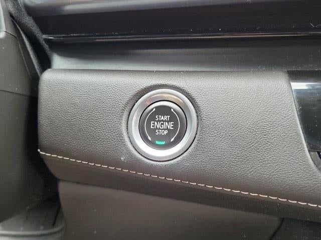 2023 Cadillac Escalade 4WD Premium Luxury