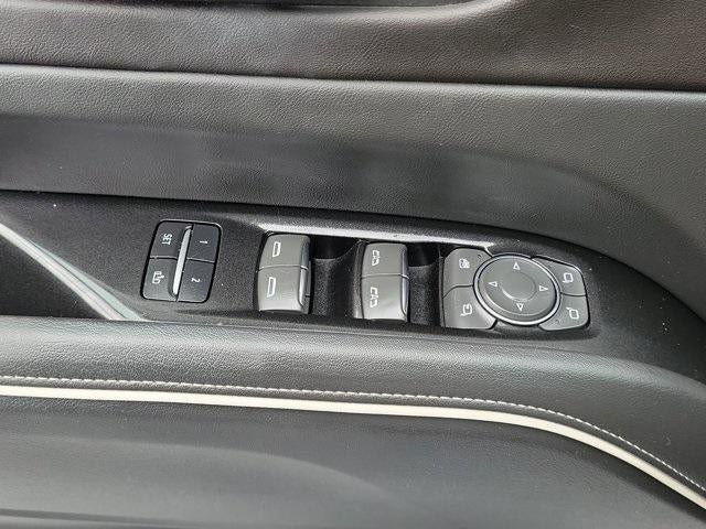 2023 Cadillac Escalade 4WD Premium Luxury