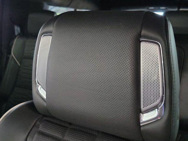 2023 Cadillac Escalade ESV 4WD Sport Platinum