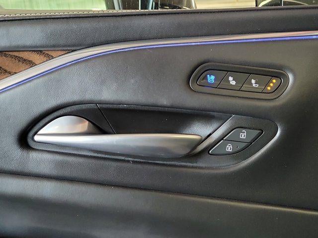 2023 Cadillac Escalade ESV 4WD Sport Platinum