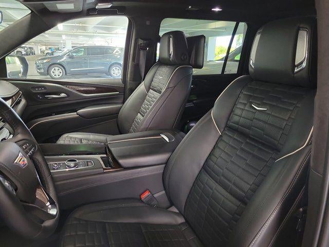 2023 Cadillac Escalade ESV 4WD Sport Platinum
