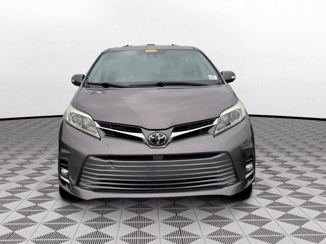2018 Toyota Sienna L