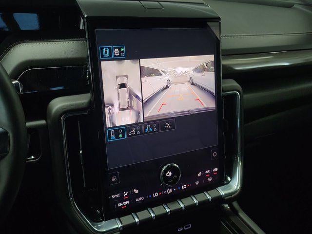 2025 GMC Yukon Elevation
