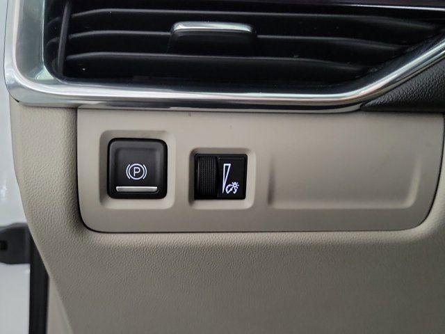 2023 Cadillac XT4 FWD Luxury