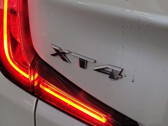 2023 Cadillac XT4 FWD Luxury