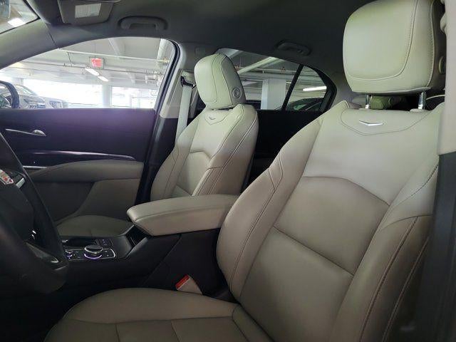 2023 Cadillac XT4 FWD Luxury