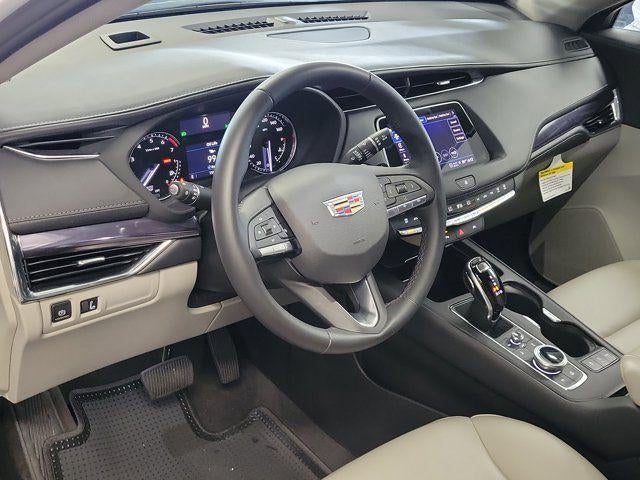 2023 Cadillac XT4 FWD Luxury