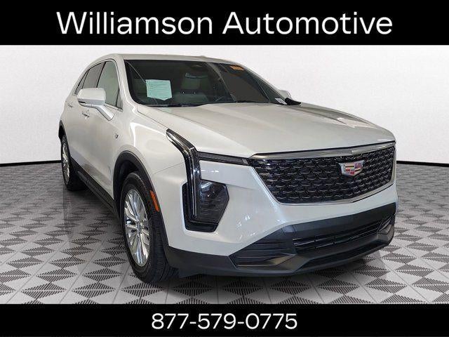 2024 Cadillac XT4 FWD Luxury