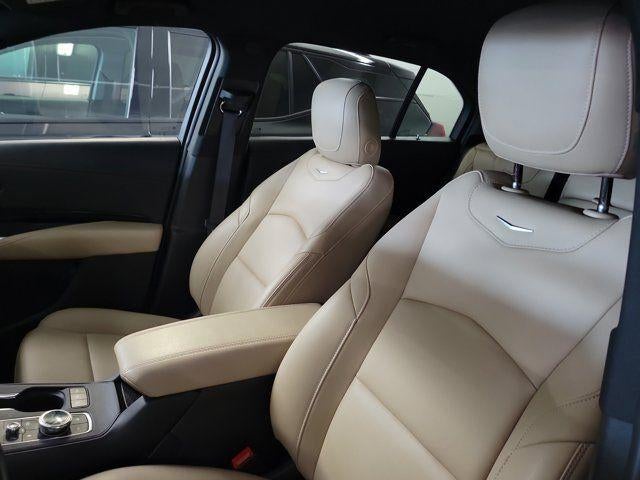 2024 Cadillac XT4 FWD Luxury