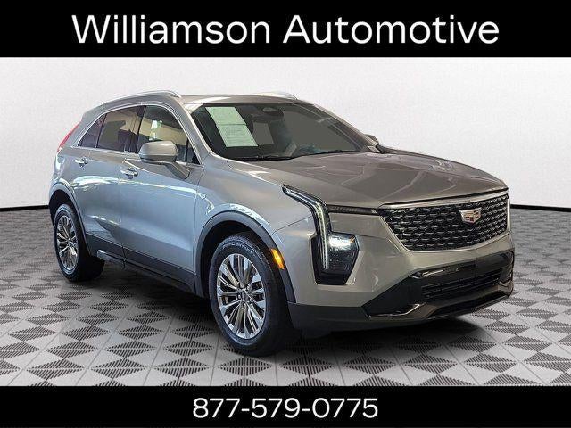 2024 Cadillac XT4 FWD Premium Luxury
