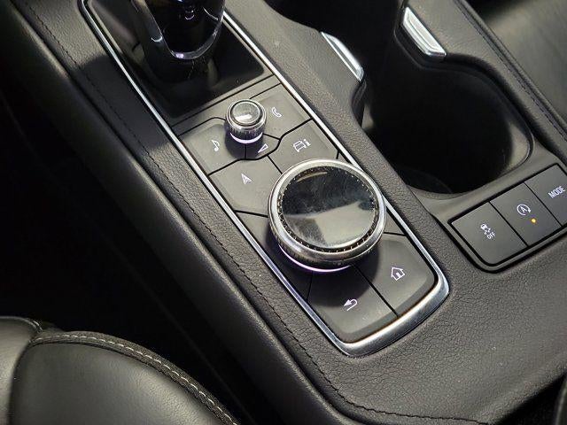 2024 Cadillac XT4 FWD Premium Luxury