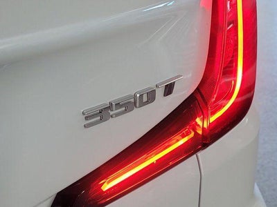 2024 Cadillac XT4 FWD Premium Luxury