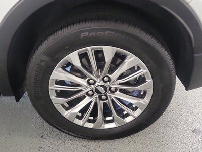 2024 Cadillac XT4 FWD Premium Luxury