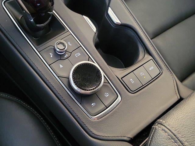 2024 Cadillac XT4 FWD Premium Luxury