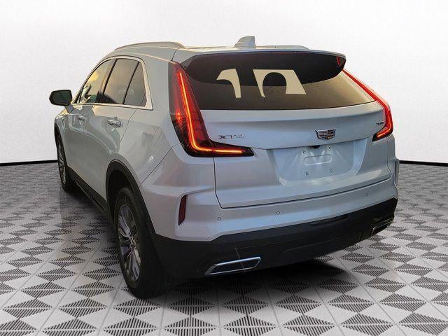 2024 Cadillac XT4 FWD Premium Luxury