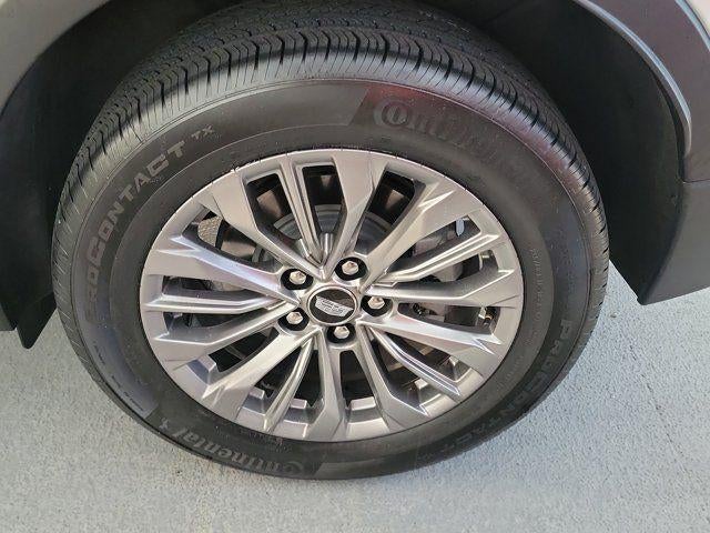 2024 Cadillac XT4 FWD Premium Luxury