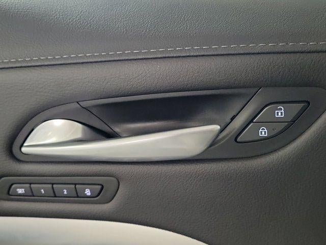 2023 Cadillac XT4 FWD Premium Luxury
