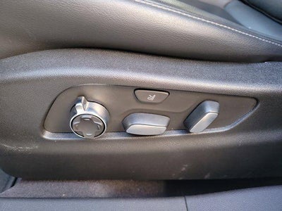 2023 Cadillac XT4 FWD Premium Luxury