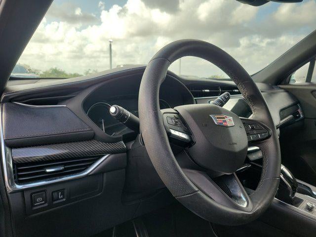 2023 Cadillac XT4 FWD Sport