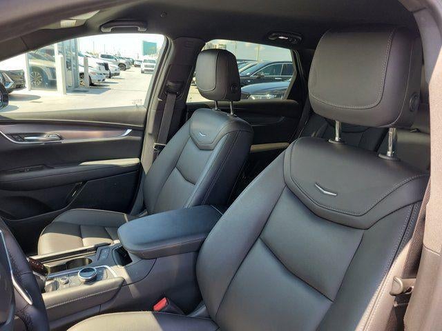 2023 Cadillac XT5 FWD Luxury