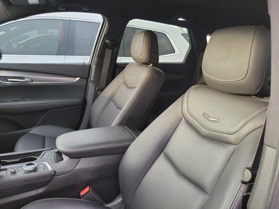 2023 Cadillac XT5 FWD Luxury