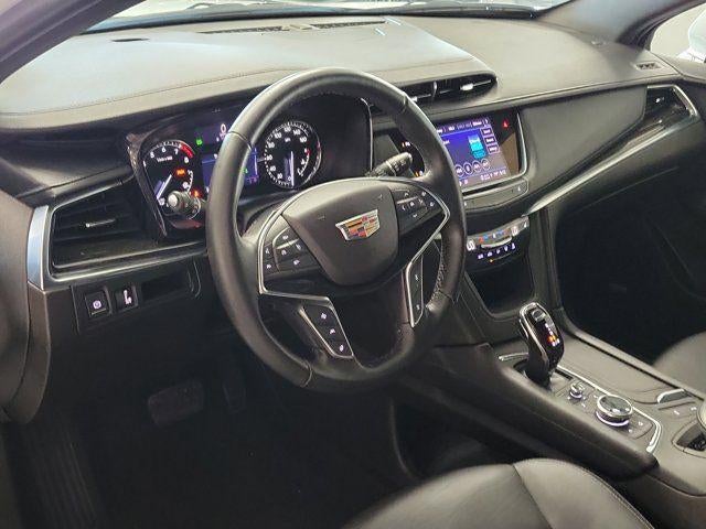 2022 Cadillac XT5 FWD Premium Luxury