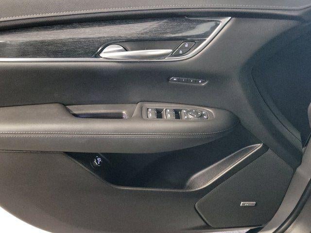 2022 Cadillac XT5 FWD Premium Luxury