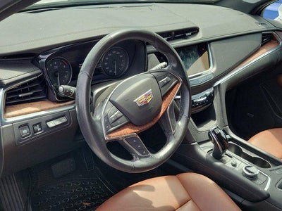 2023 Cadillac XT5 FWD Premium Luxury