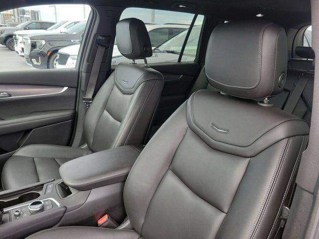 2023 Cadillac XT6 FWD Luxury