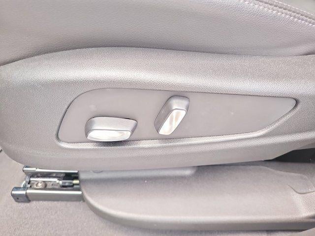 2024 Cadillac XT6 FWD Luxury