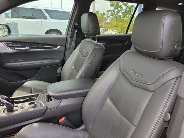 2023 Cadillac XT6 FWD Premium Luxury