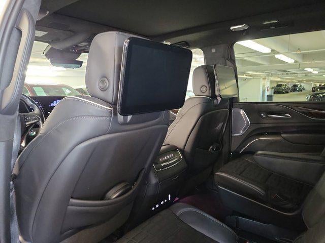 2023 Cadillac Escalade 4WD Sport Platinum